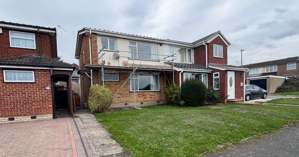 Main image of property: Fgrs 144 & 224 Stamford Road, Brierley Hill, West Midlands, DY5 2QE