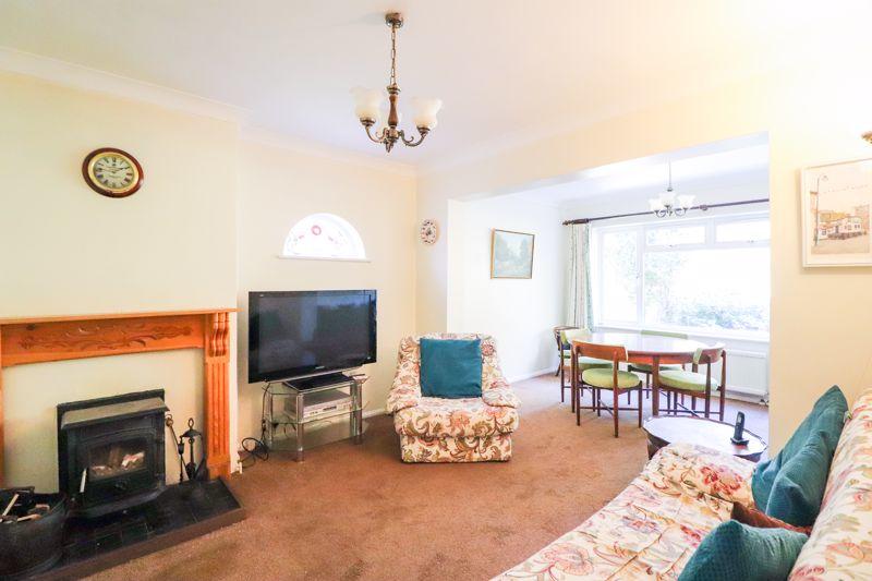 4 bedroom detached house for sale in Southwell Road, Benfleet, SS7