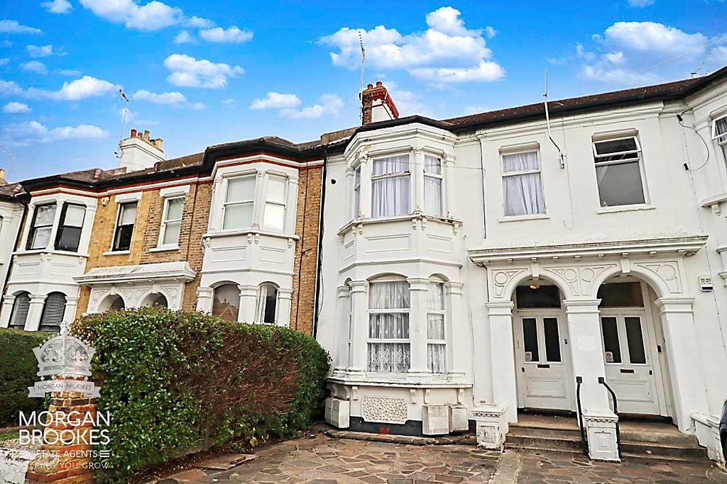 Main image of property: Park Road, Westcliff-On-Sea