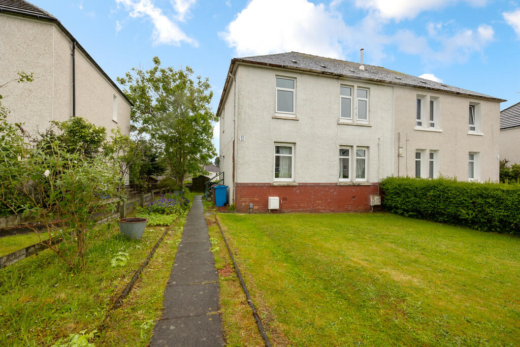 1 bedroom flat for sale in Netherplace Road, Newton Mearns, East