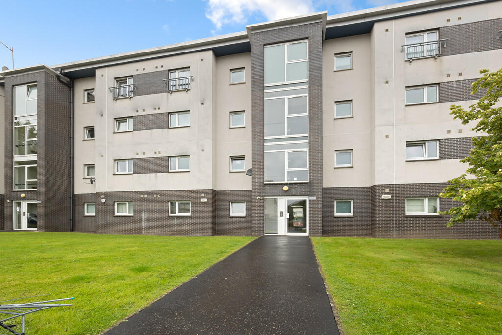 2 bedroom apartment for sale in Sheilds Road, Pollokshields, Glasgow, G41