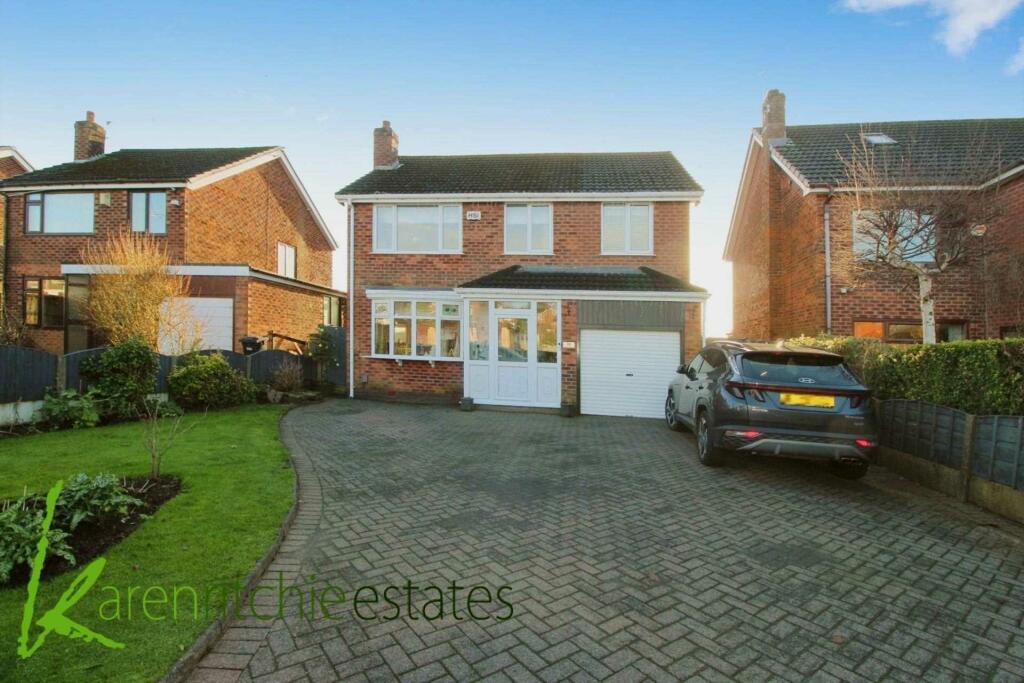 4 bedroom detached house for sale in Brodick Drive, Breightmet, BL2