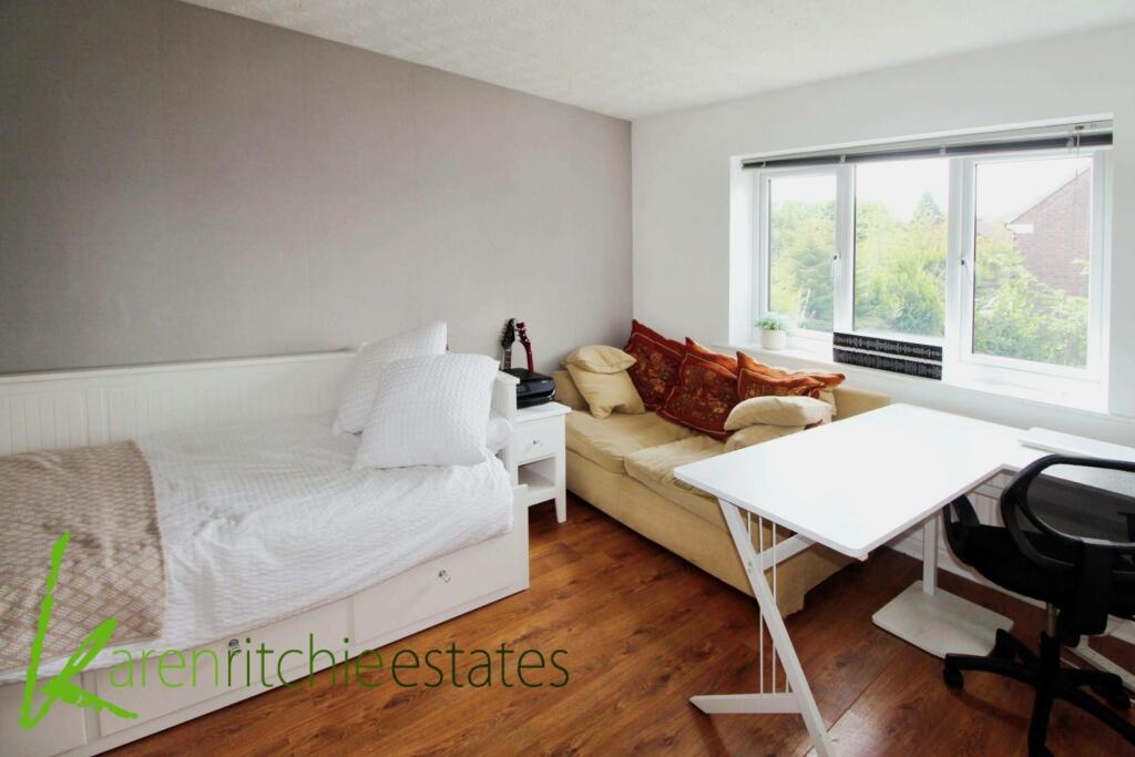 Additional property image - Whitland Avenue, Heaton