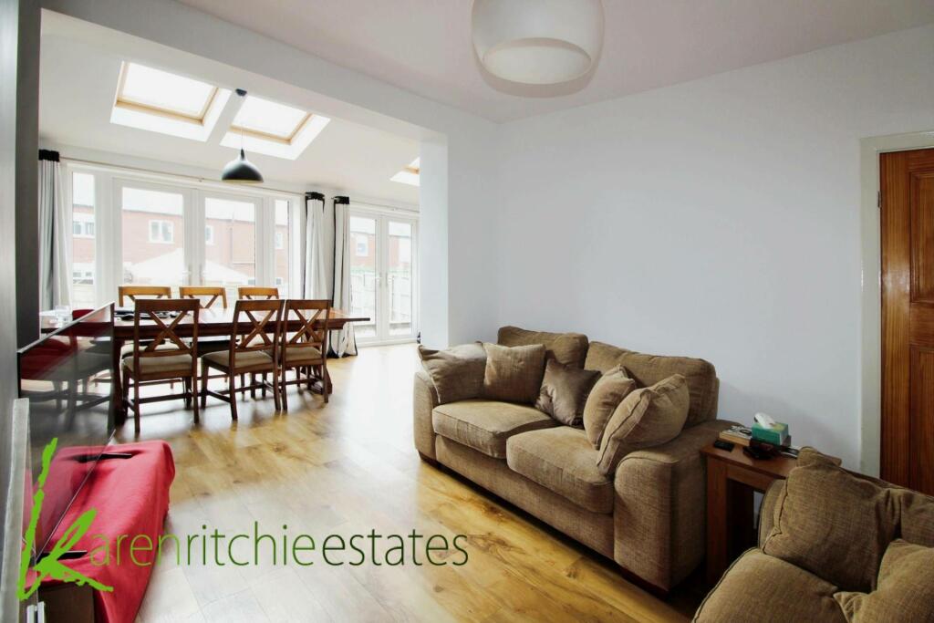Additional property image - Ferns Grove, Heaton