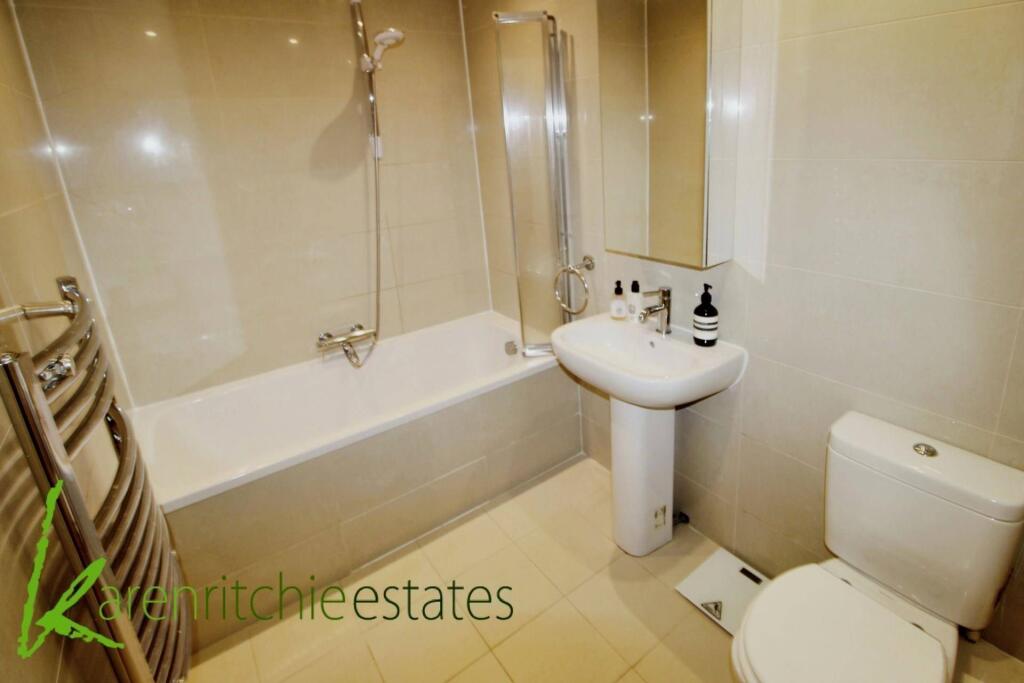 Additional property image - Grosvenor Gardens, Bolton