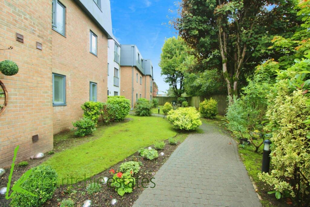 Additional property image - Grosvenor Gardens, Bolton