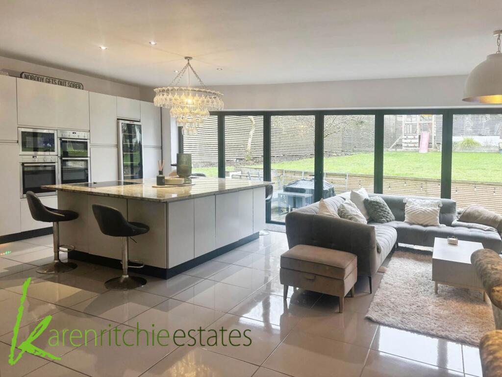 Additional property image - Oakwood Drive, Heaton