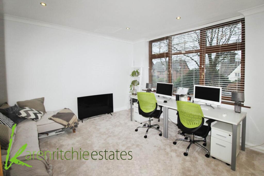 Additional property image - Oakwood Drive, Heaton
