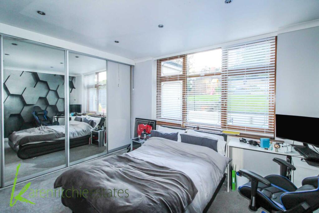 Additional property image - Oakwood Drive, Heaton