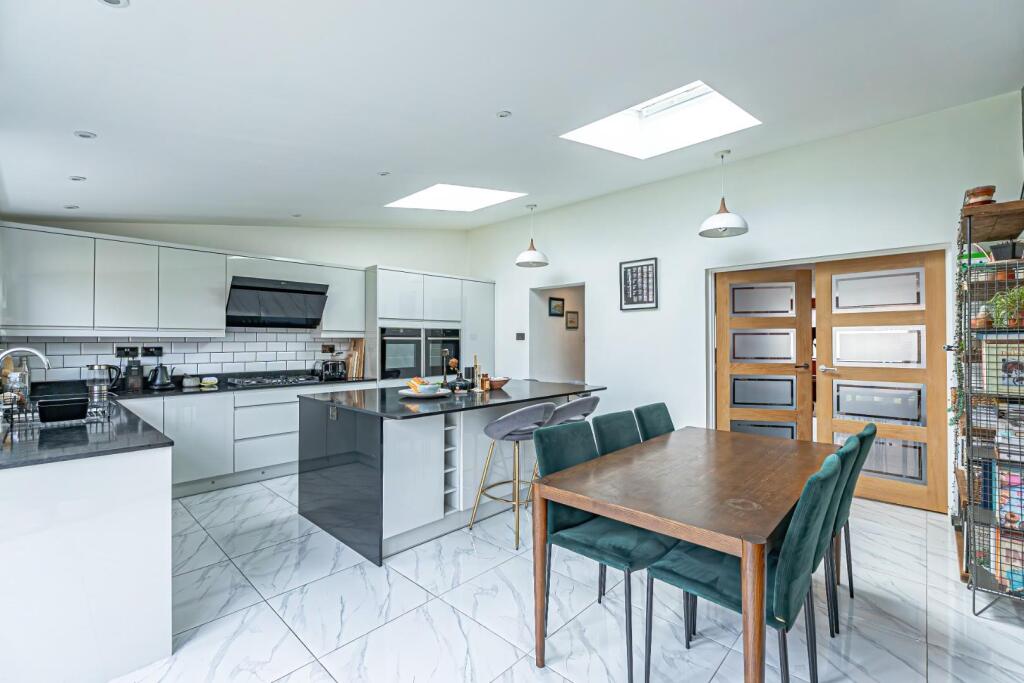 Main image of property: Northall Close, Eaton Bray