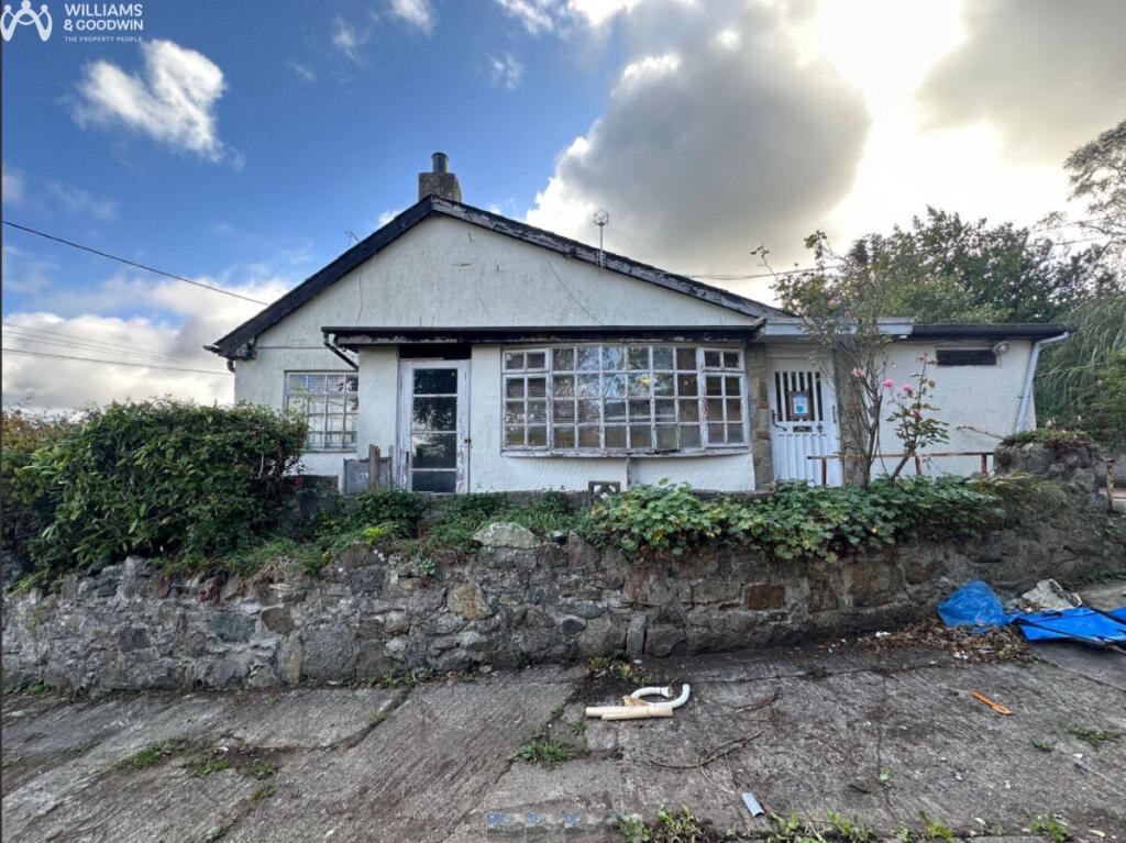 Main image of property: Bryn Y Waen, Y Felinheli, Gwynedd, LL56