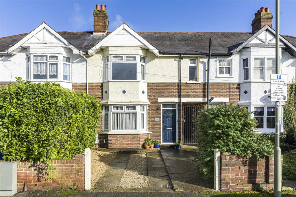 3 bedroom semi-detached house for sale in Ridgefield Road, East Oxford, OX4