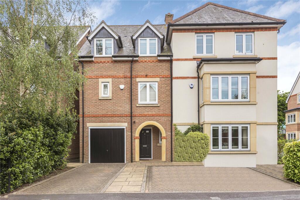 Main image of property: Iffley Village, Oxford, OX4