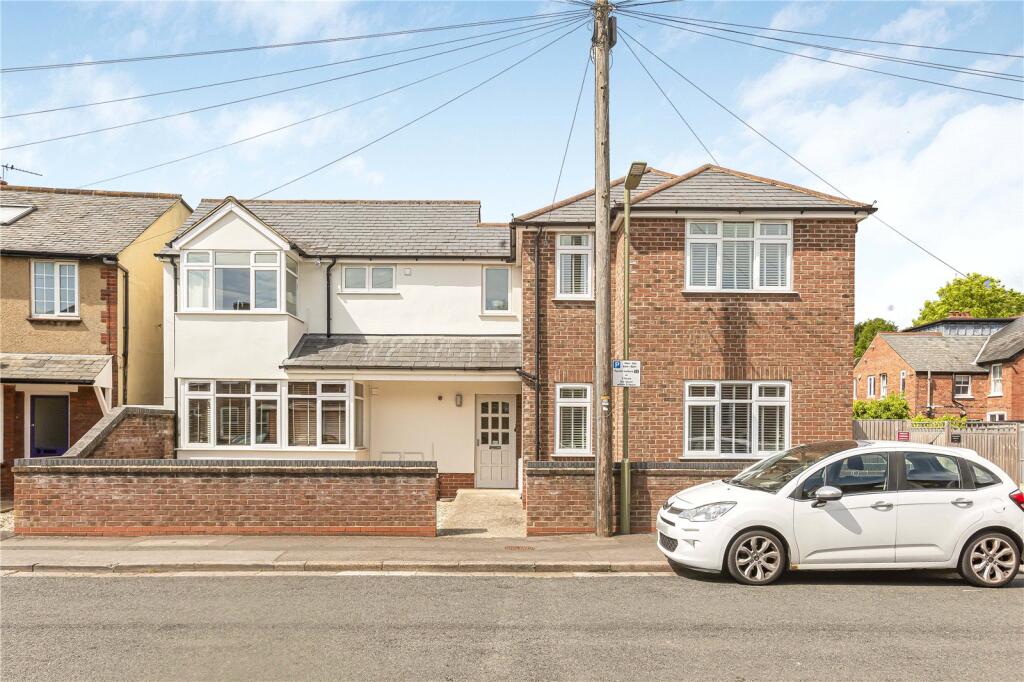 Main image of property: Lincoln Road, New Hinksey, OX1
