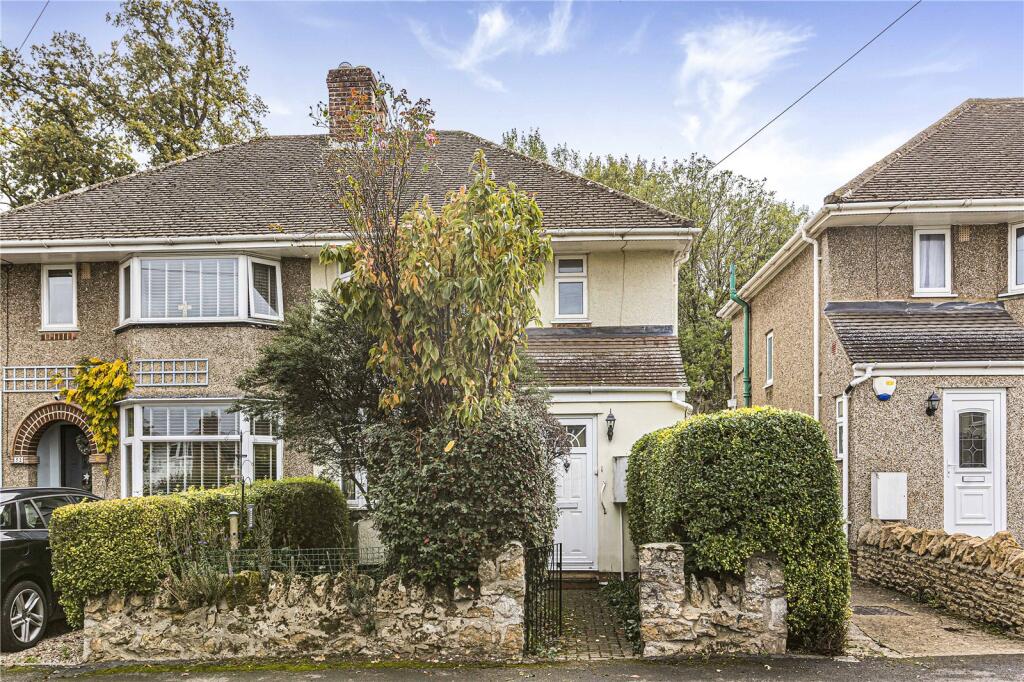 Main image of property: Grovelands Road, Risinghurst, OX3
