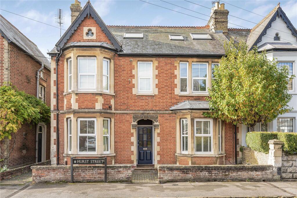 Main image of property: Hurst Street, East Oxford, OX4