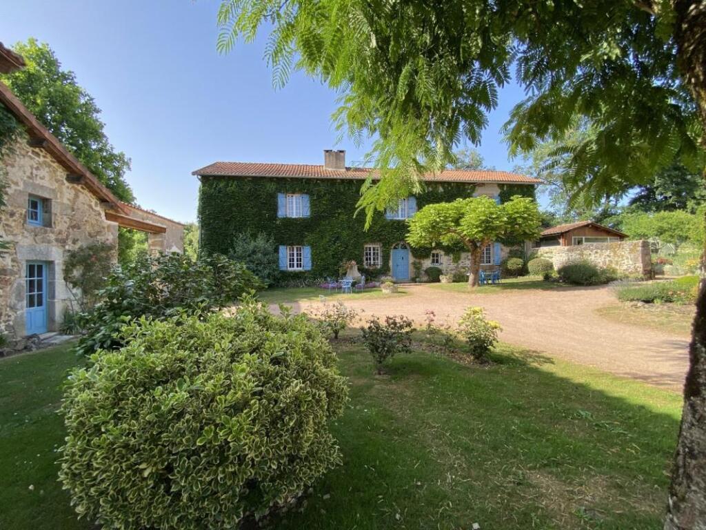 Main image of property: Aquitaine, Dordogne, Busserolles