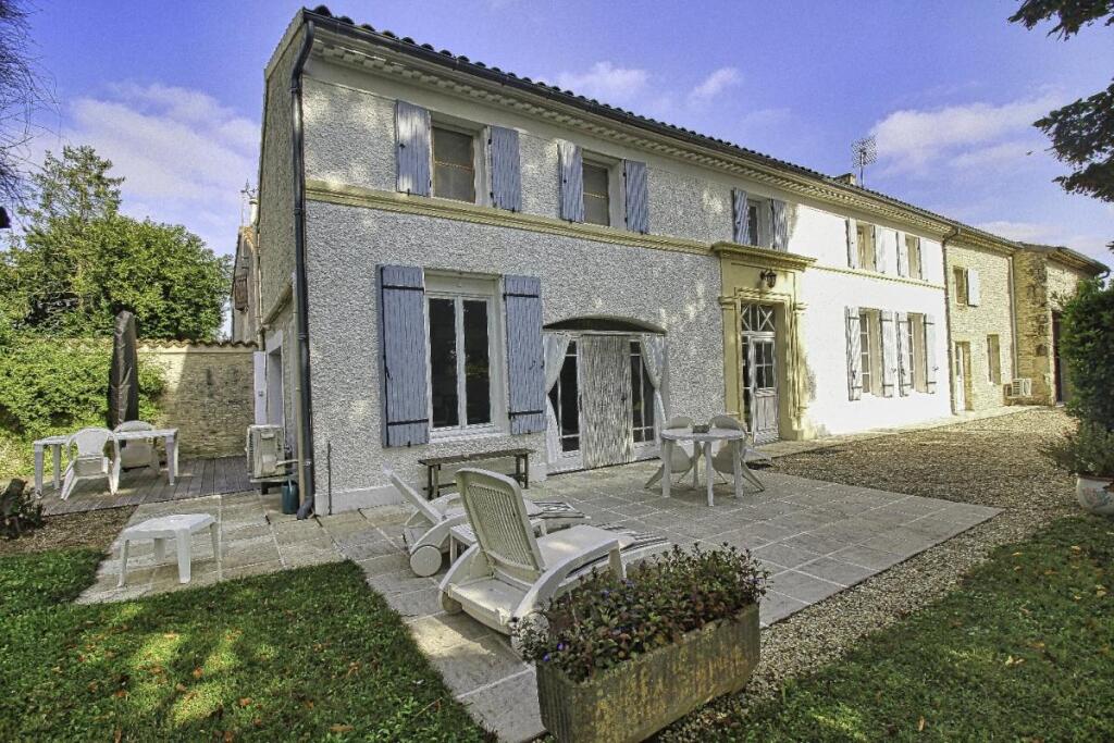 Main image of property: Poitou-Charentes, Charente-Maritime, La Brousse