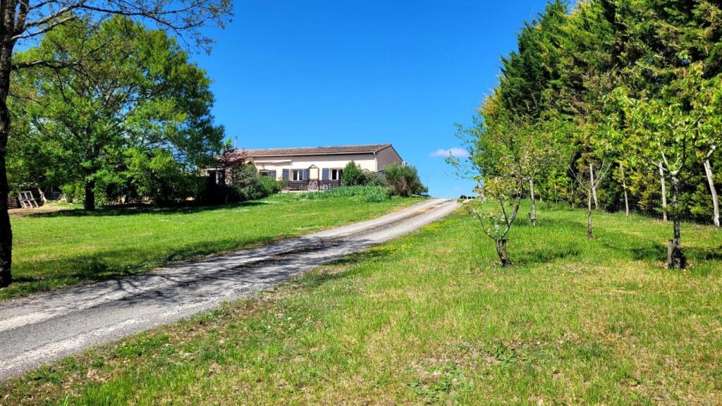 Main image of property: Midi-Pyrénées, Tarn-et-Garonne, Lauzerte