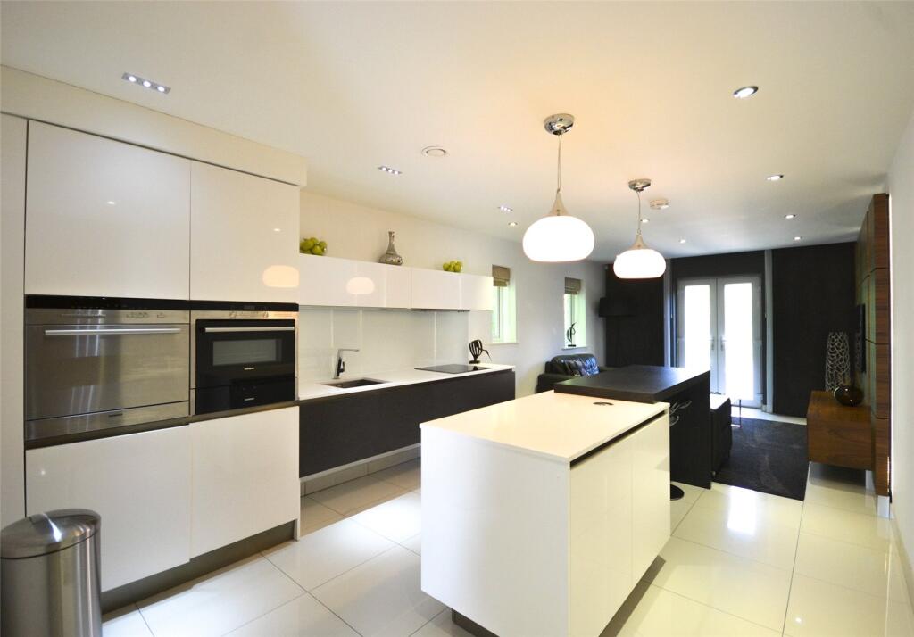 Main image of property: Victoria Apartments, Heaton Park View, Newcastle Upon Tyne, NE6