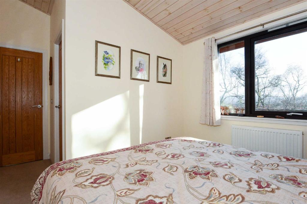 3 bedroom detached house for sale in Strathview Lodge, Seafield Avenue