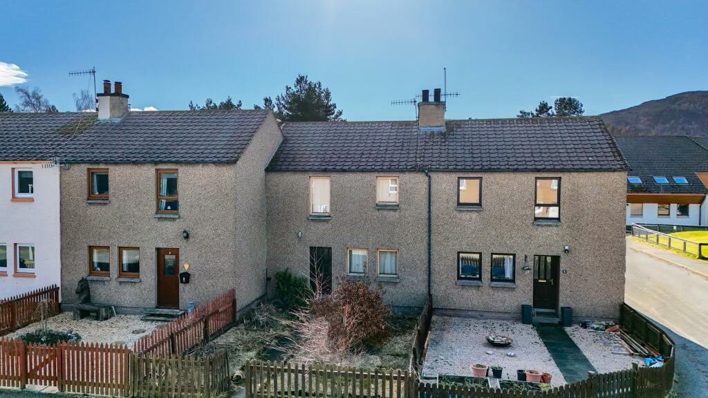 2 bedroom terraced house for sale in Morlich Court, Aviemore, PH22