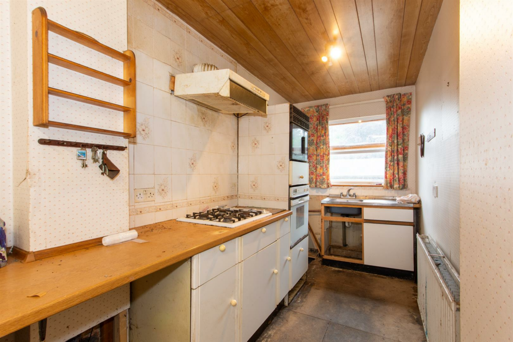 Additional property image - 18 Main Street, Tomintoul