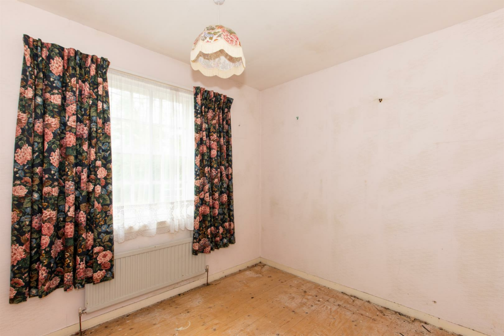 Additional property image - 18 Main Street, Tomintoul
