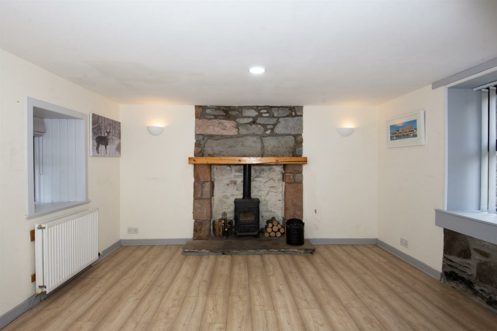 Additional property image - Main Street, Tomintoul