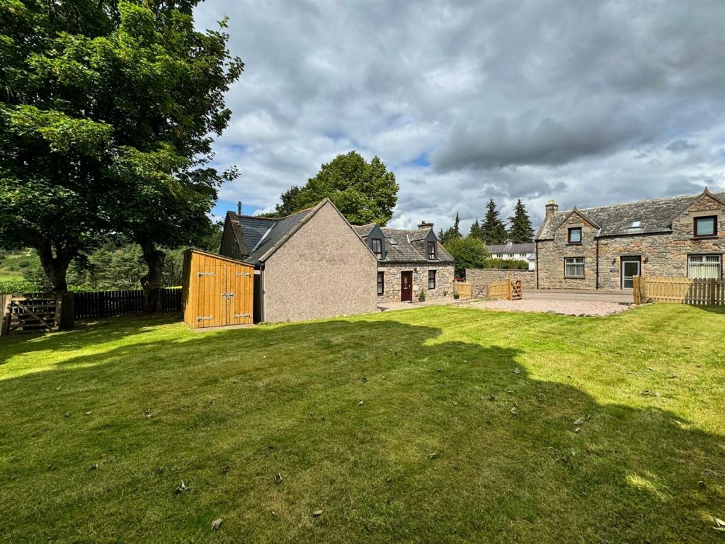 Additional property image - Main Street, Tomintoul