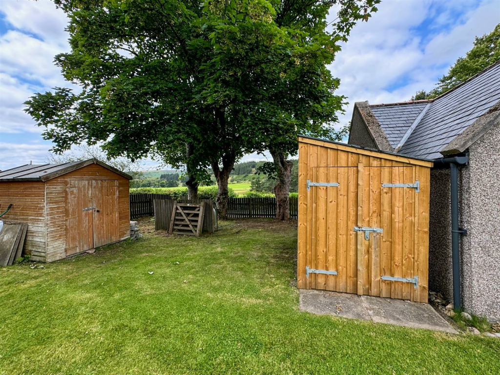 Additional property image - Main Street, Tomintoul