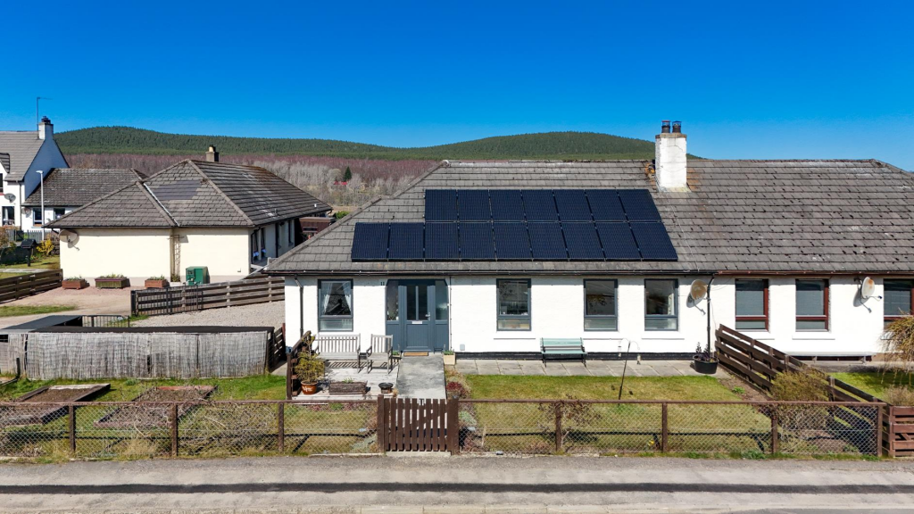 Main image of property: 11 Carr Place, Carrbridge