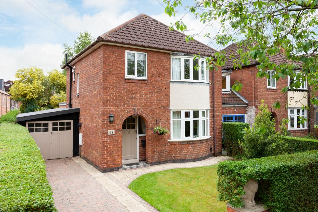 3 bedroom detached house for sale in Walney Road, York, YO31