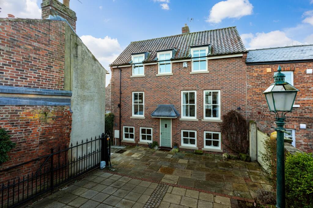 Main image of property: Ogleforth Mews, York, YO1