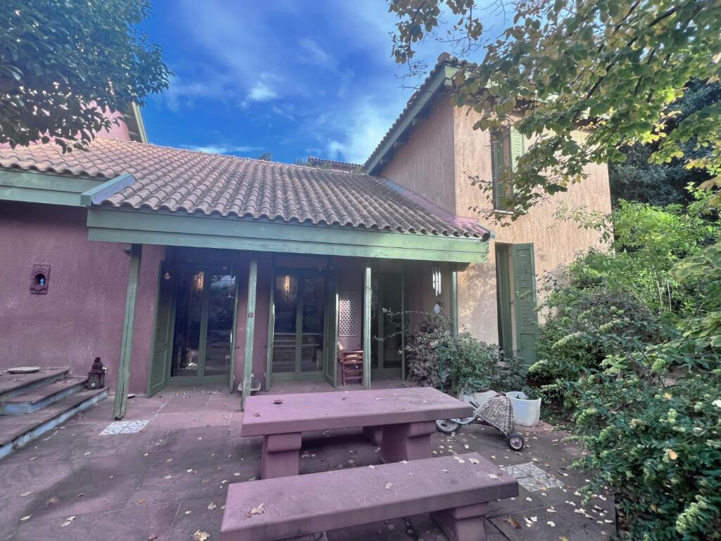 Main image of property: Attica, Vari
