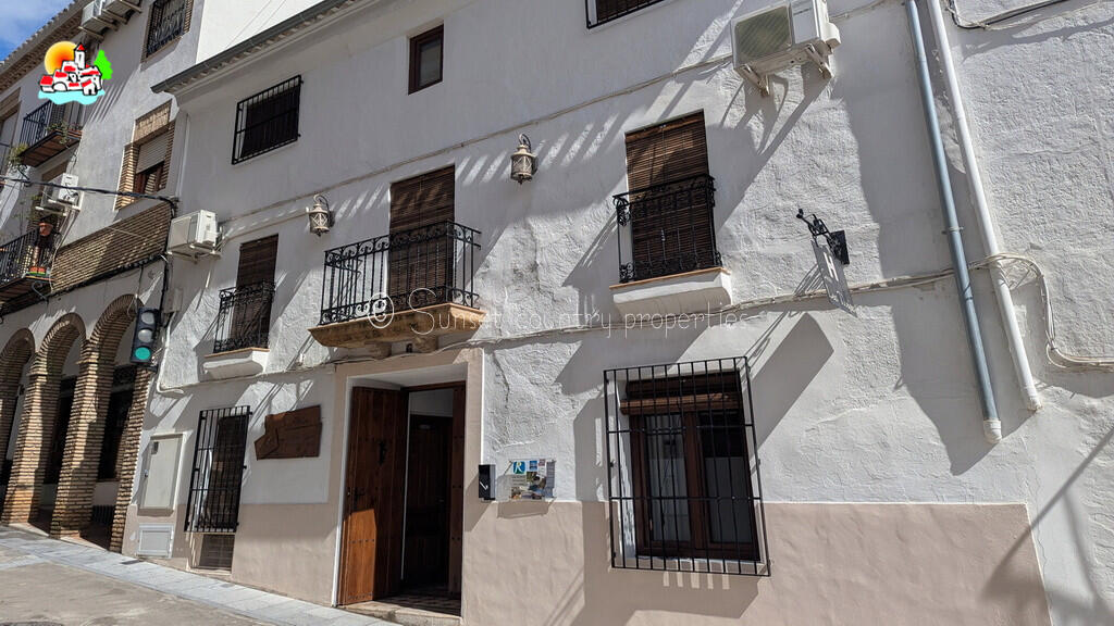 Main image of property: Iznájar, Córdoba, Andalusia