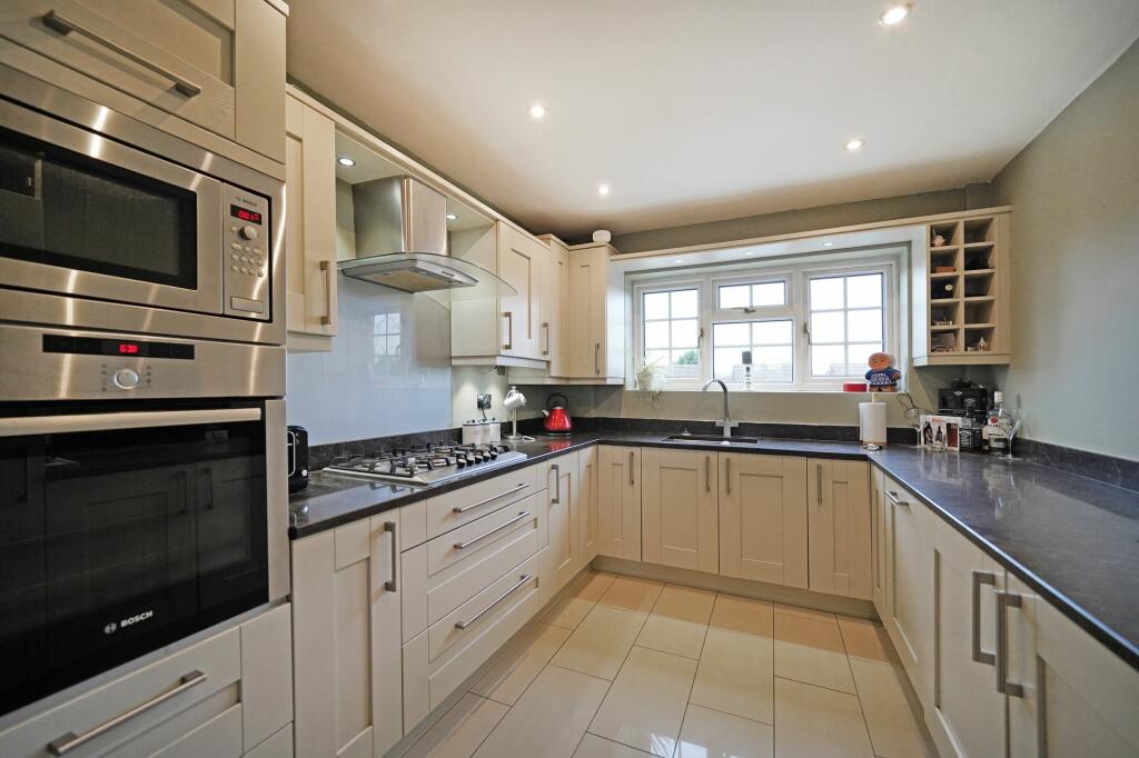 Additional property image - Stratford Road, Hockley Heath, B94