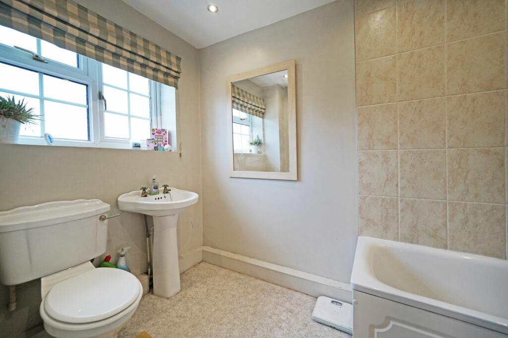 Additional property image - Stratford Road, Hockley Heath, B94