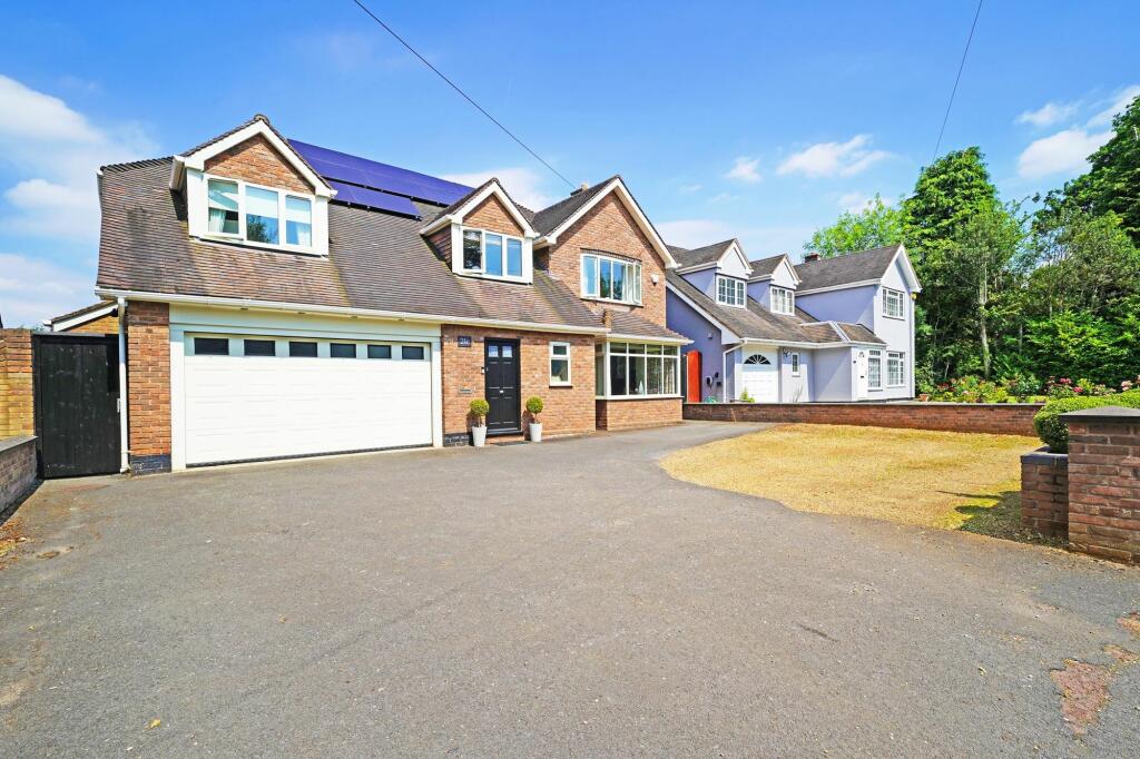 4 bedroom detached house for sale in Hampton Lane, Solihull, B91