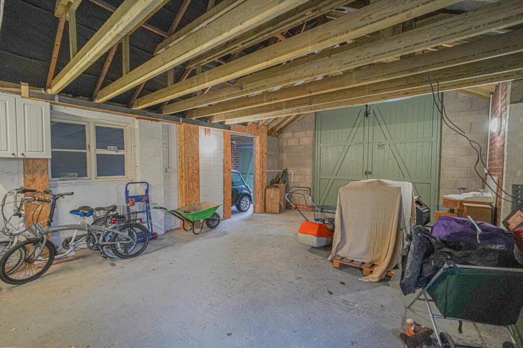 Additional property image - Earlswood Common, Earlswood, B94