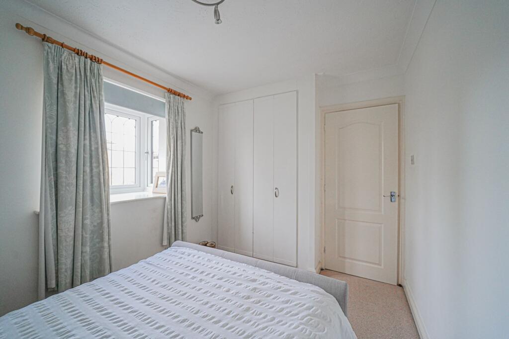 Additional property image - Yew Tree Close, Lapworth, B94