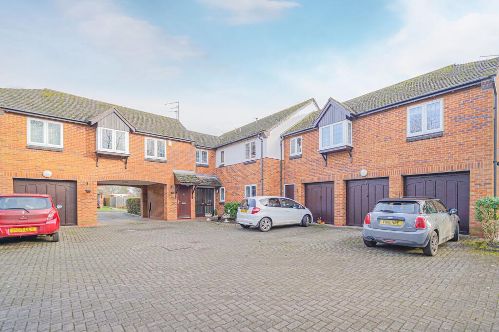 Additional property image - Yew Tree Close, Lapworth, B94
