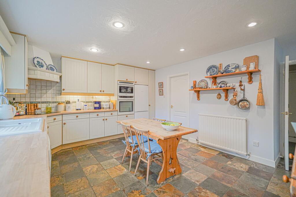 Additional property image - Beconsfield Close, Dorridge, B93