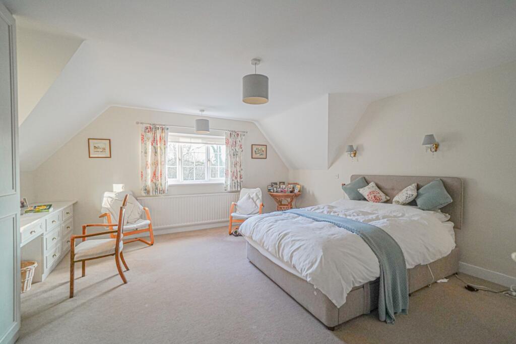 Additional property image - Beconsfield Close, Dorridge, B93