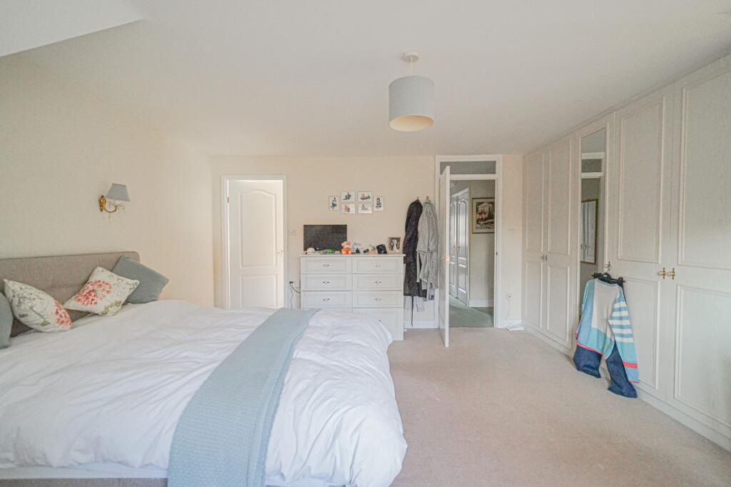 Additional property image - Beconsfield Close, Dorridge, B93
