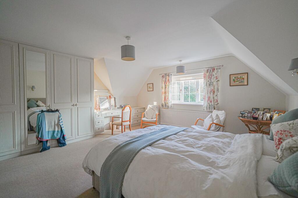 Additional property image - Beconsfield Close, Dorridge, B93