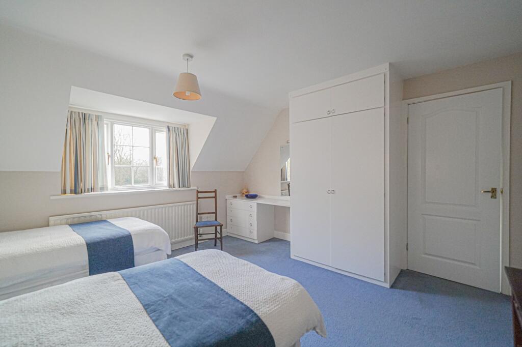 Additional property image - Beconsfield Close, Dorridge, B93