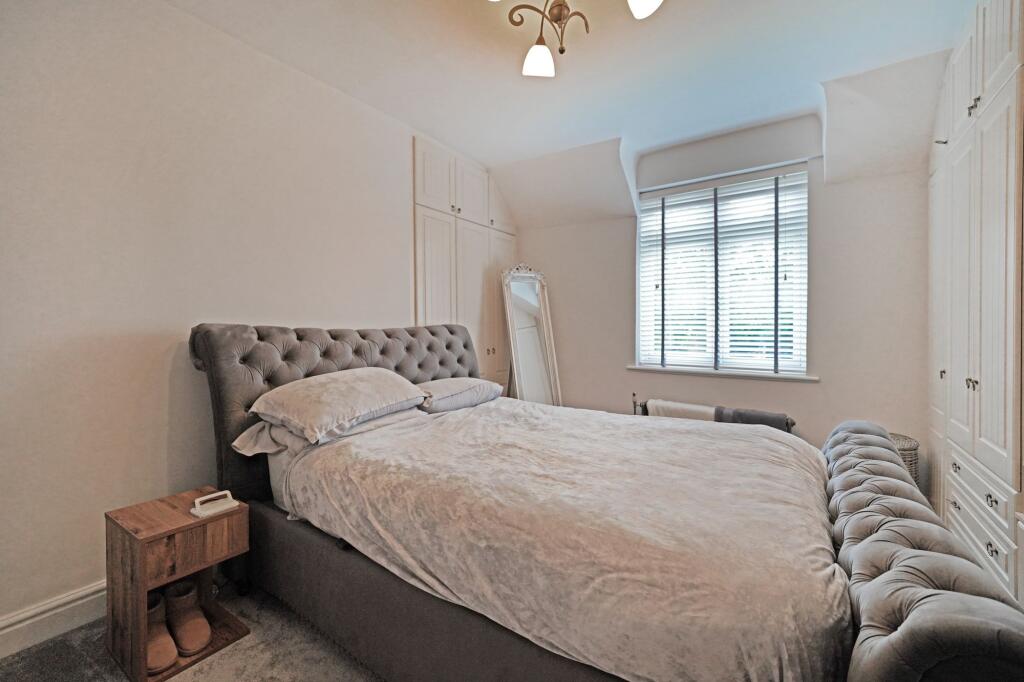 Additional property image - Stratford Road, Hockley Heath, B94