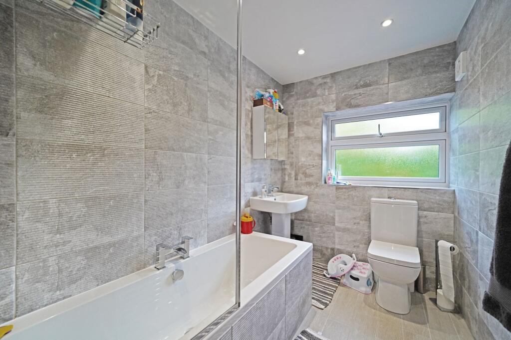 Additional property image - Stratford Road, Hockley Heath, B94