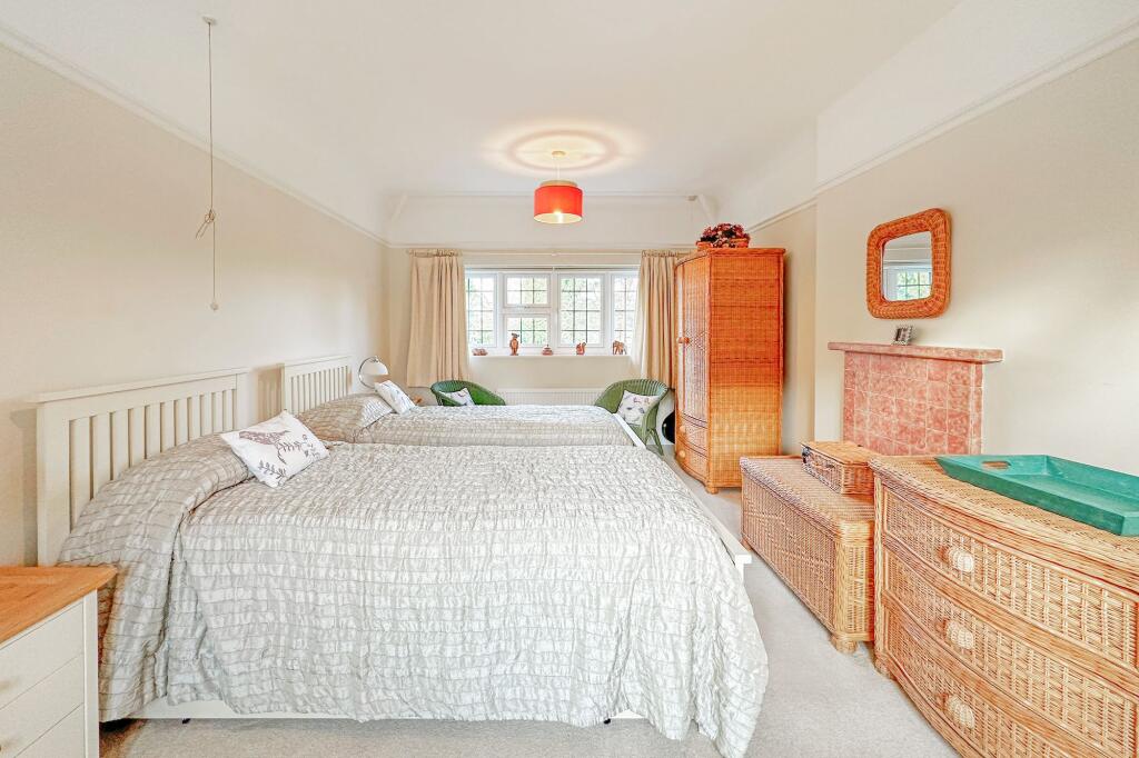 Additional property image - Lady Byron Lane, Knowle, B93
